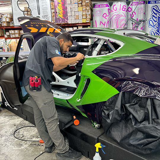 VehicleWrap-Installed-AZRAGIPS