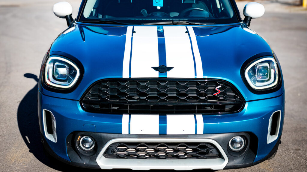 white racing stripes MINI Countryman Cooper S Knoxville TN vinyl stripe kit